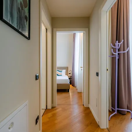 Loft Oleandro, By R Collection *