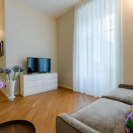 R Oleandro House Daire Como